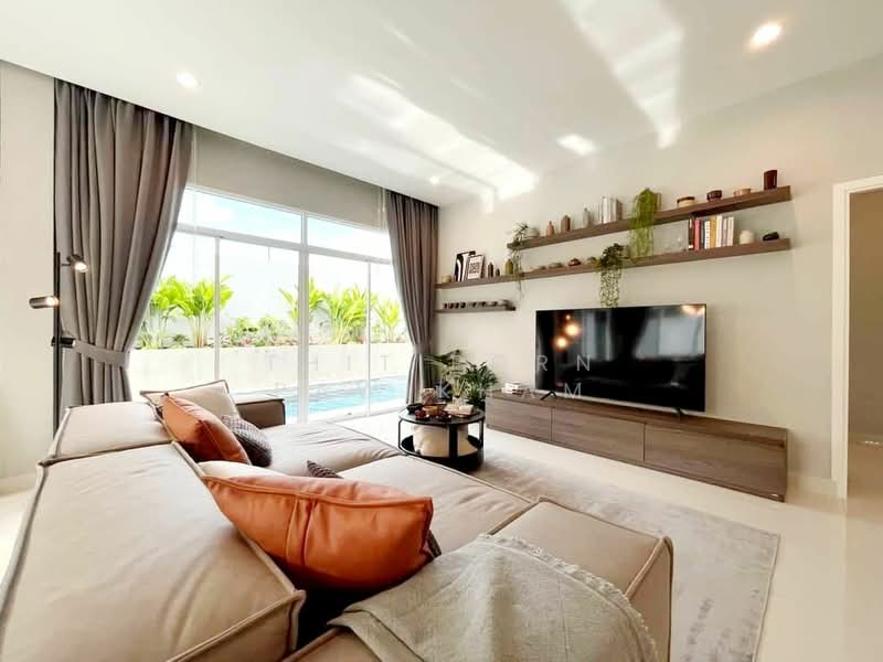 3-BR House, Chon Buri (Pattaya), Huai Yai, Bang Lamung (Pattaya), Chon Buri (Pattaya), 3 Bedrooms, 190 sqm, Single Detached House For Sale, by Thitiporn Pawikham, 500437574 - DDproperty.com