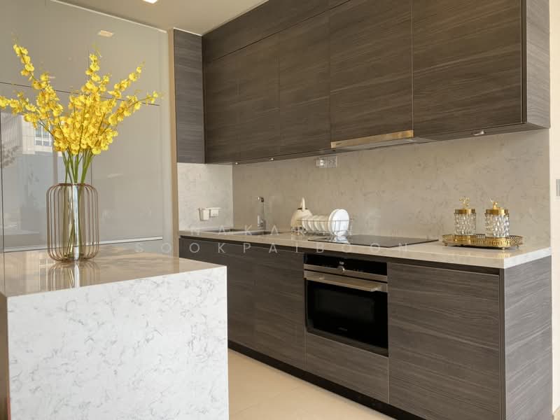 The Esse Asoke, Bangkok, 333 Soi Sukhumvit 21, Sukhumvit Road, Khlongtoei Nua, Watthana, Bangkok, 2 Bedrooms, 75 sqm, Condo For Rent, by Nakarin Sookpaiboon, 500437607 - DDproperty.com