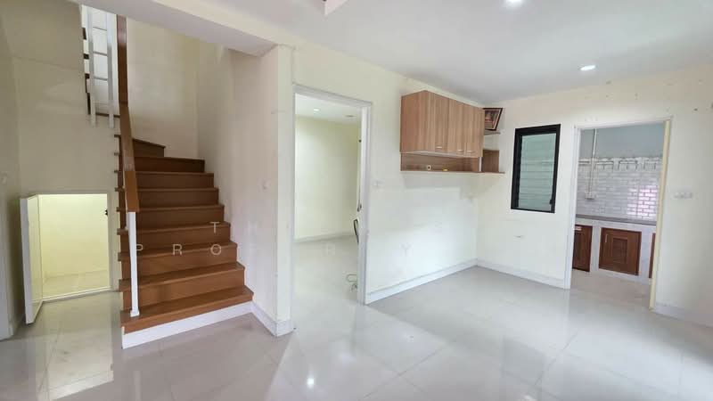 ไอลีฟ ทาวน์ พระราม 2 กม.18 (I Leaf Town 2 Rama 2 km 18), สมุทรสาคร, Rama 2 Pantainorasingh, พันท้ายนรสิงห์, เมืองสมุทรสาคร, สมุทรสาคร, 190 ตร.ม., ทาวน์เฮ้าส์ ขาย, โดย The Best Property หนิง, 500437638 - DDproperty.com