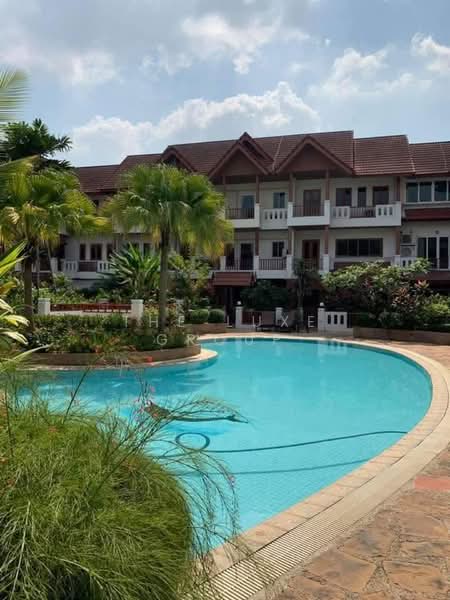 Villa 49 Housing, Bangkok, Khlong Tan Nua, Watthana, Bangkok, 4 Bedrooms, 320 sqm, Single Detached House For Rent, by The Luxe Group, 500437668 - DDproperty.com