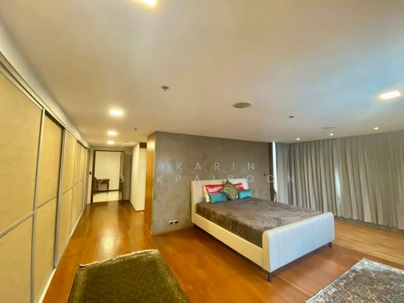 Kallista Mansion, Bangkok, 64 Soi Sukhumvit 11, Khlongtoei Nua, Watthana, Bangkok, 3 Bedrooms, 315 sqm, Condo For Rent, by Nakarin Sookpaiboon, 500437681 - DDproperty.com