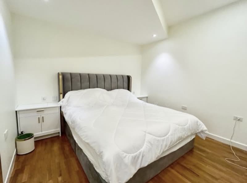 President Park Sukhumvit 24, Bangkok, 99 Sukhumvit 24 Alley, Khlongtoei Nua, Watthana, Bangkok, 3 Bedrooms, 260 sqm, Condo For Sale, by The Luxe Group, 500437695 - DDproperty.com