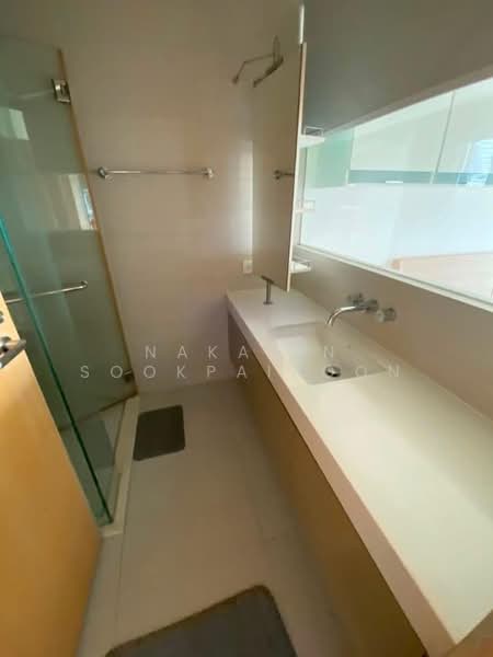 Siri At Sukhumvit, Bangkok, 902 Sukhumvit Road, Phra Kanong, Khlong Toei, Bangkok, 1 Bedroom, 51 sqm, Condo For Rent, by Nakarin Sookpaiboon, 500437708 - DDproperty.com