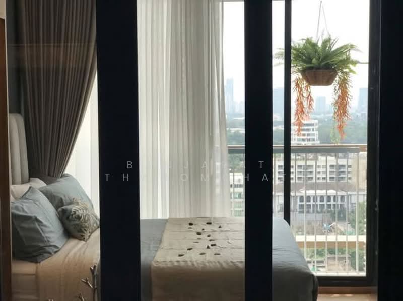 Park Origin Phrom Phong (Park 24), Bangkok, 68 Soi Sukhumvit 24, Khong Tan, Khlong Toei, Bangkok, 1 Bedroom, 30 sqm, Condo For Sale, by Banjarat Thanomchat, 500437715 - DDproperty.com
