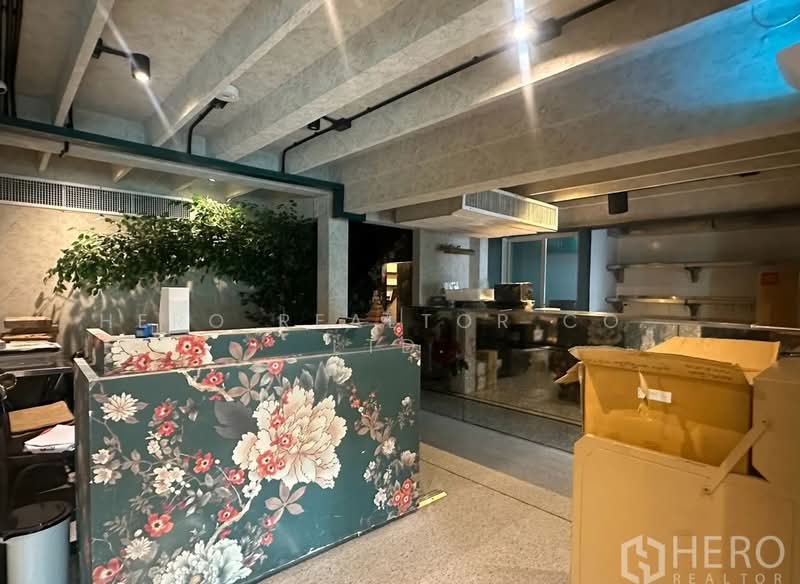 For Rent Detached House for commercial BTS Thonglor, Watthana, Bangkok HRE01116, Bangkok, สุขุมวิท, Khlongtoei Nua, Watthana, Bangkok, , 276 sqm, Retail Space For Rent, by Hero Realtor Co., Ltd., 500437717 - DDproperty.com