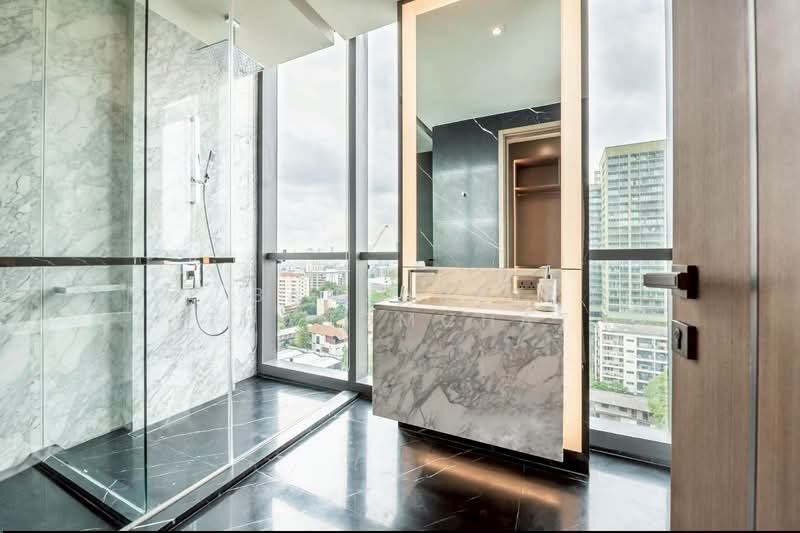 The Monument Thonglor, Bangkok, 998 Thonglor Road, Khlong Tan Nua, Watthana, Bangkok, 2 Bedrooms, 125 sqm, Condo For Rent, by Banjarat Thanomchat, 500437732 - DDproperty.com