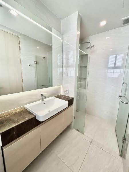 Noble State 39, Bangkok, 35 Soi Sukhumvit 39, Khlong Tan Nua, Watthana, Bangkok, 1 Bedroom, 42 sqm, Condo For Rent, by Nakarin Sookpaiboon, 500437769 - DDproperty.com