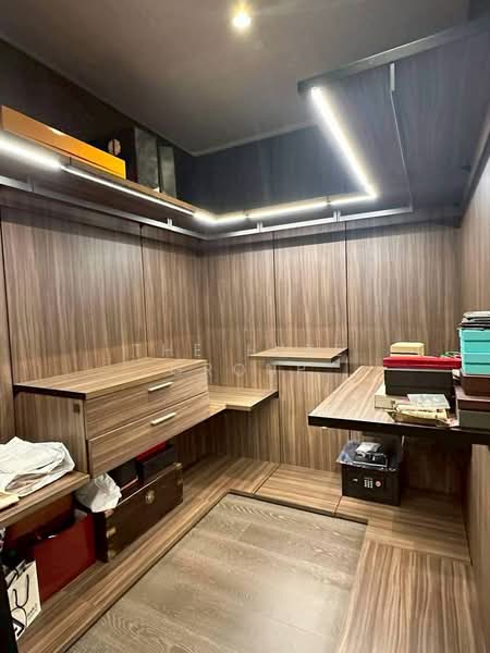 Tela Thonglor 13, Bangkok, 233 Soi Sukhumvit 55, Sukhumvit Road, Khlong Tan Nua, Watthana, Bangkok, 4 Bedrooms, 310 sqm, Condo For Rent, by The Luxe Group, 500437800 - DDproperty.com