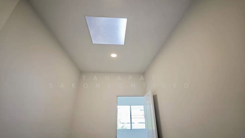2-BR Townhouse, Bangkok, Lat Phrao, Bangkok, 2 Bedrooms, 95 sqm, Townhouse For Sale, by Tanapat Sakonsontised, 500437809 - DDproperty.com