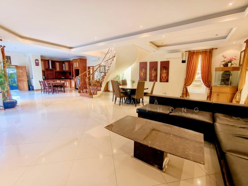 3-BR Villa, Chon Buri (Pattaya), Nong Pru, Bang Lamung (Pattaya), Chon Buri (Pattaya), 3 Bedrooms, 400 sqm, Villa For Rent, by Mantana Techapahaphong, 500437810 - DDproperty.com