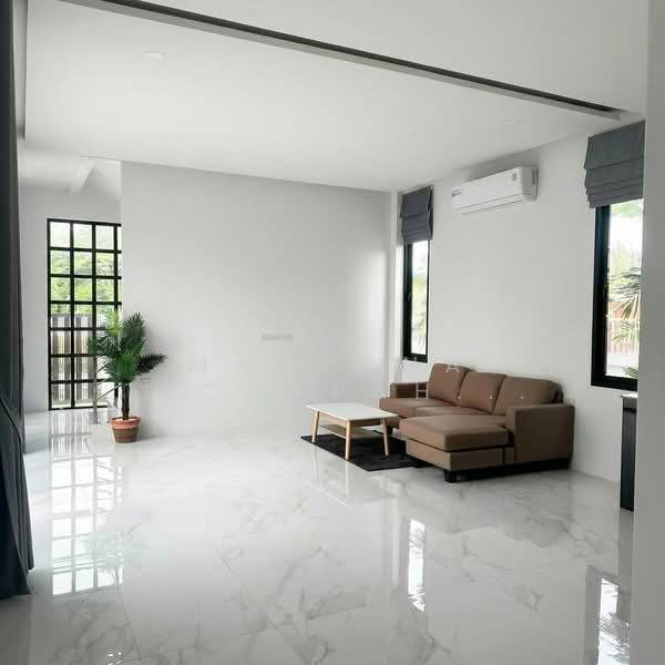 3-BR House, Prachuap Khiri Khan, Pak Nam Pran, Pran Buri, Prachuap Khiri Khan, 3 Bedrooms, 240 sqm, Single Detached House For Rent, by Mantana Techapahaphong, 500437817 - DDproperty.com