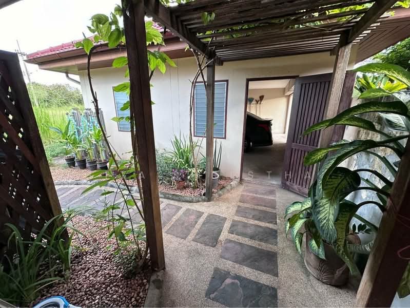 4-BR House, Chon Buri (Pattaya), Bo Win, Si Racha, Chon Buri (Pattaya), 4 Bedrooms, 445 sqm, Single Detached House For Sale, by Sita Shrestha, 500437881 - DDproperty.com