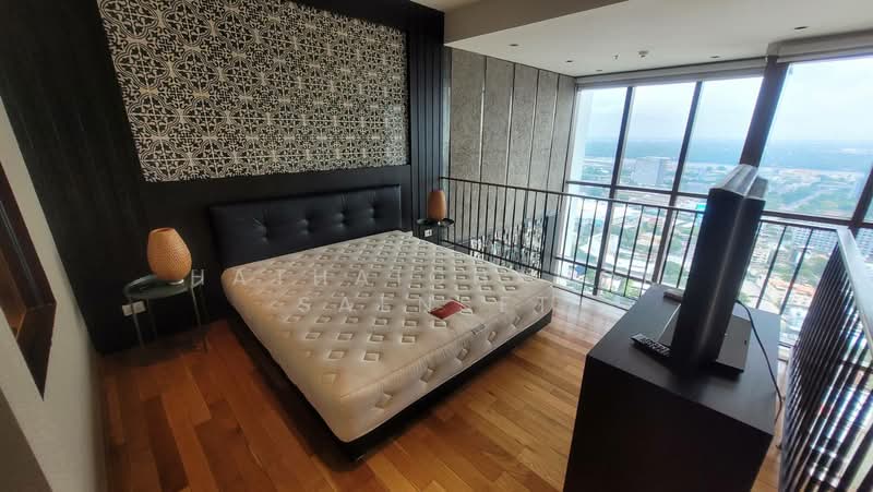 The Emporio Place, Bangkok, 93 Soi Sukhumvit 24, Sukhumvit Road, Khong Tan, Khlong Toei, Bangkok, 1 Bedroom, 72 sqm, Condo For Rent, by Hathaichanok Saenset, 500437947 - DDproperty.com