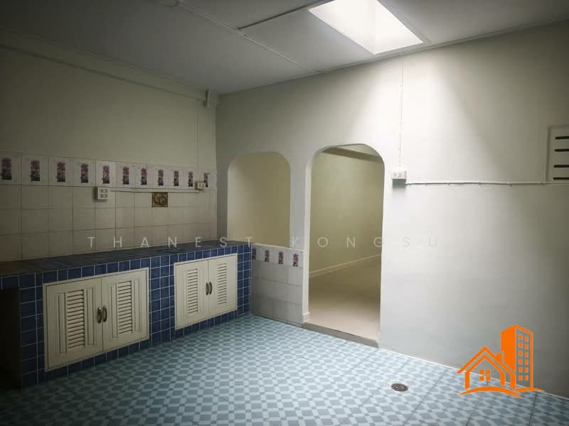 ทาวน์เฮ้าส์ 18.4 ตร.วา ม.เย็นสุข ลาดพร้าว 87 แยก 8, Bangkok, ลาดพร้าว, Wang Thonglang, Bangkok, 2 Bedrooms, 90 sqm, Townhouse For Sale, by Thanest Kongsuk, 500437954 - DDproperty.com