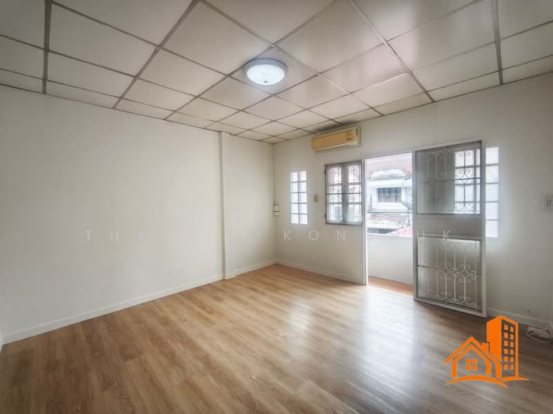 ทาวน์เฮ้าส์ 18.4 ตร.วา ม.เย็นสุข ลาดพร้าว 87 แยก 8, Bangkok, ลาดพร้าว, Wang Thonglang, Bangkok, 2 Bedrooms, 90 sqm, Townhouse For Sale, by Thanest Kongsuk, 500437954 - DDproperty.com