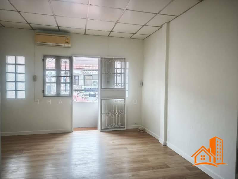 ทาวน์เฮ้าส์ 18.4 ตร.วา ม.เย็นสุข ลาดพร้าว 87 แยก 8, Bangkok, ลาดพร้าว, Wang Thonglang, Bangkok, 2 Bedrooms, 90 sqm, Townhouse For Sale, by Thanest Kongsuk, 500437954 - DDproperty.com