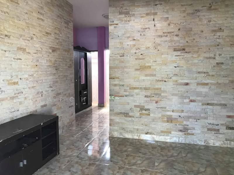 2-BR Townhouse, Chon Buri (Pattaya), Nong Pla Lai, Bang Lamung (Pattaya), Chon Buri (Pattaya), 2 Bedrooms, 93 sqm, Townhouse For Sale, by Patchara Srisak, 500437958 - DDproperty.com