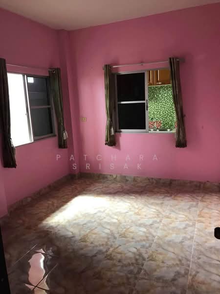 2-BR Townhouse, Chon Buri (Pattaya), Nong Pla Lai, Bang Lamung (Pattaya), Chon Buri (Pattaya), 2 Bedrooms, 93 sqm, Townhouse For Sale, by Patchara Srisak, 500437958 - DDproperty.com
