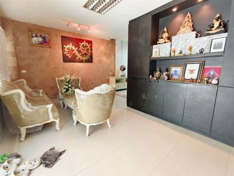 Baan Klang Muang Monte-Carlo : บ้านกลางเมือง มอนติ-คาร์โล, กรุงเทพ, ถนน หมู่บ้านกลางเมืองมอลติ-คาโล รัชวิภา, ลาดยาว, จตุจักร, กรุงเทพ, 130 ตร.ม., ทาวน์เฮ้าส์ ขาย, โดย คุณ วารุณี นิราช (รุ้ง), 500438038 - DDproperty.com