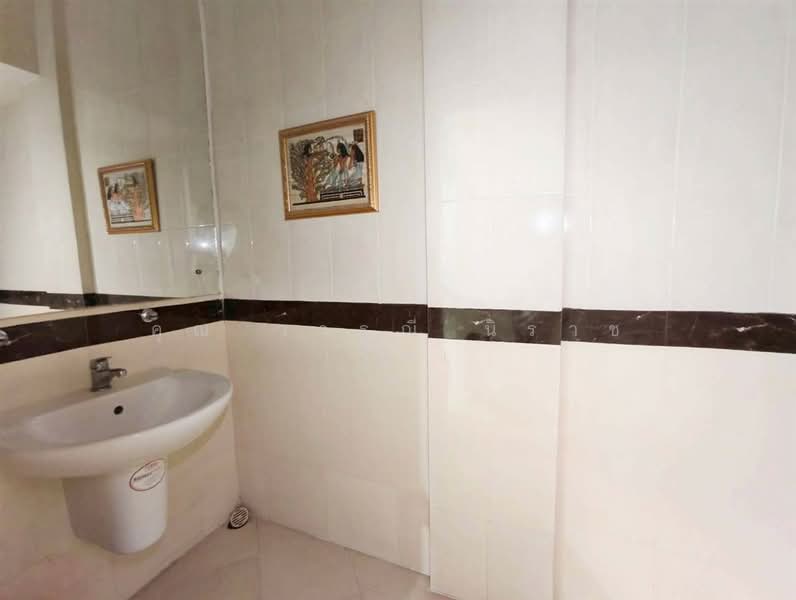 Baan Klang Muang Monte-Carlo : บ้านกลางเมือง มอนติ-คาร์โล, กรุงเทพ, ถนน หมู่บ้านกลางเมืองมอลติ-คาโล รัชวิภา, ลาดยาว, จตุจักร, กรุงเทพ, 130 ตร.ม., ทาวน์เฮ้าส์ ขาย, โดย คุณ วารุณี นิราช (รุ้ง), 500438038 - DDproperty.com