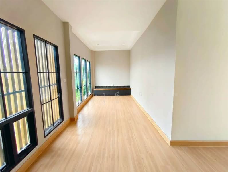 Baan Sirisook Don Mueang, Bangkok, Soi Moobaan Sirisook, Si Khan, Don Mueang, Bangkok, 5 Bedrooms, 250 sqm, Single Detached House For Sale, by คุณ วารุณี นิราช (รุ้ง), 500438064 - DDproperty.com