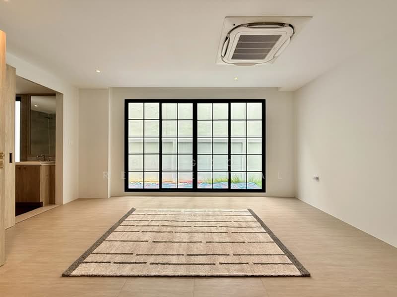 Single House, Bangkok, Sukhumvit 65, Khlong Tan Nua, Watthana, Bangkok, 5 Bedrooms, 540 sqm, Single Detached House For Sale, by Bangkok Residential, 500438111 - DDproperty.com