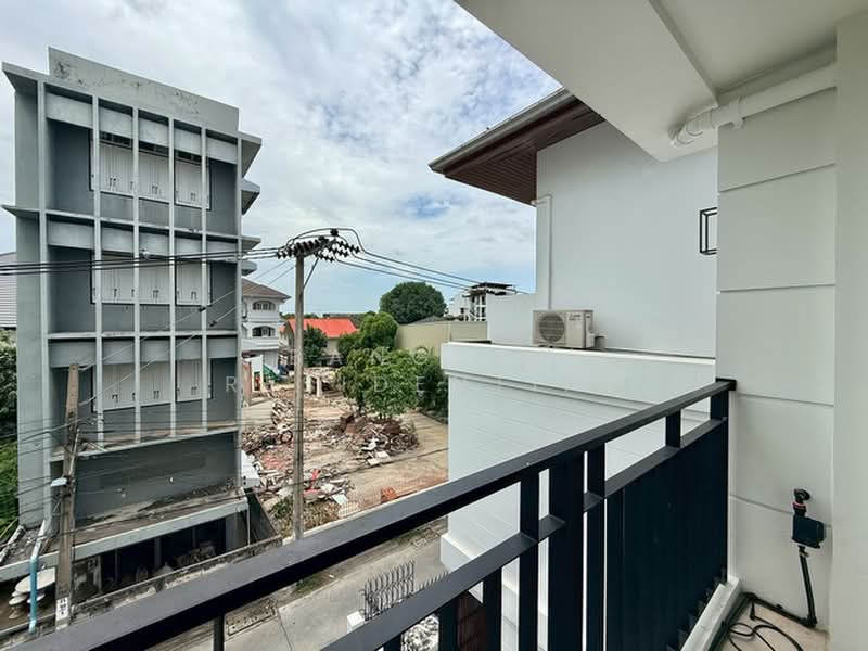 Single House, Bangkok, Sukhumvit 65, Khlong Tan Nua, Watthana, Bangkok, 5 Bedrooms, 540 sqm, Single Detached House For Sale, by Bangkok Residential, 500438111 - DDproperty.com