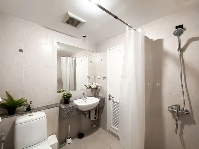 The Clover Thonglor Residence, Bangkok, Soi Sukhumvit 55, Khlong Tan Nua, Watthana, Bangkok, 1 Bedroom, 60 sqm, Condo For Rent, by Phoom Imruangsri, 500438119 - DDproperty.com