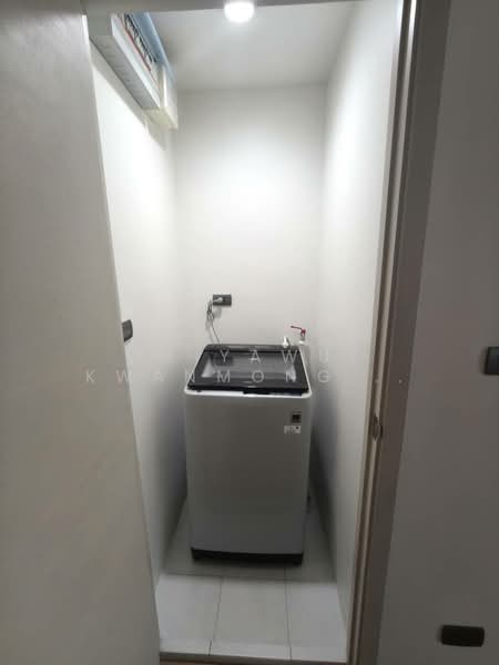 Fuse Sathorn-Taksin, Bangkok, Krung Thon Buri Road, Bang Lam Phu Lang, Khlong San, Bangkok, 1 Bedroom, 32 sqm, Condo For Rent, by Waiyawut Kwanmongkhol, 500438156 - DDproperty.com