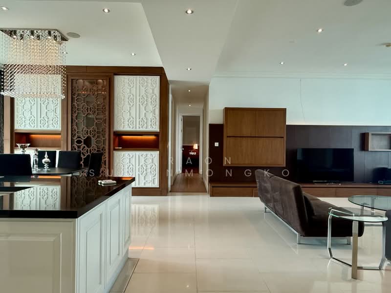 Royce Private Residences, Bangkok, 61 Soi Sukhumvit 31, Khlongtoei Nua, Watthana, Bangkok, 4 Bedrooms, 253 sqm, Condo For Rent, by Oraon Suwanmongko, 500438168 - DDproperty.com