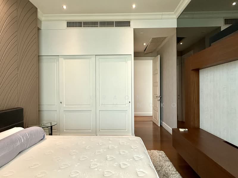 Royce Private Residences, Bangkok, 61 Soi Sukhumvit 31, Khlongtoei Nua, Watthana, Bangkok, 4 Bedrooms, 253 sqm, Condo For Rent, by Oraon Suwanmongko, 500438168 - DDproperty.com