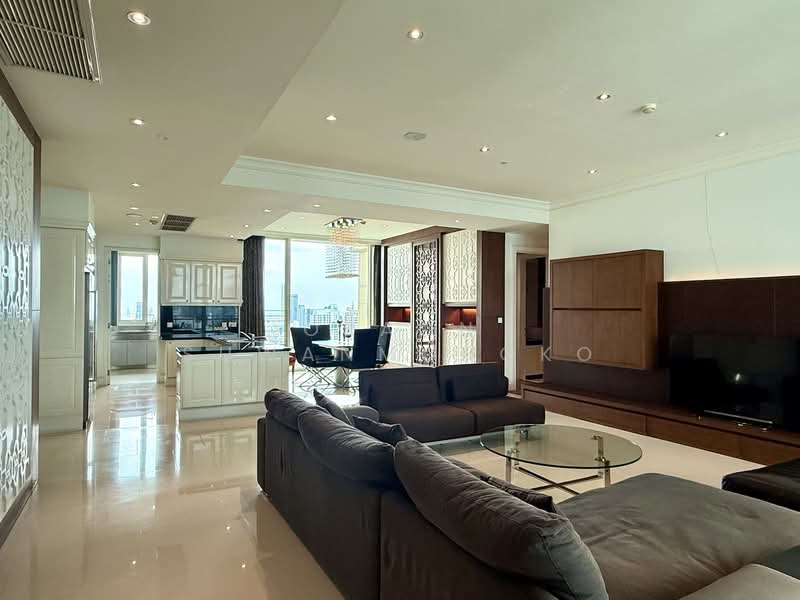 Royce Private Residences, Bangkok, 61 Soi Sukhumvit 31, Khlongtoei Nua, Watthana, Bangkok, 4 Bedrooms, 253 sqm, Condo For Rent, by Oraon Suwanmongko, 500438168 - DDproperty.com