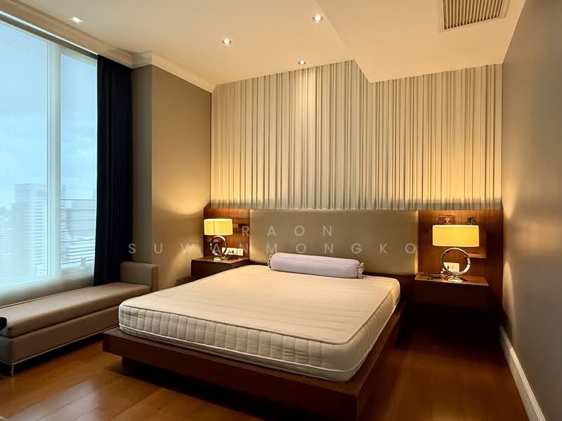 Royce Private Residences, Bangkok, 61 Soi Sukhumvit 31, Khlongtoei Nua, Watthana, Bangkok, 4 Bedrooms, 253 sqm, Condo For Rent, by Oraon Suwanmongko, 500438168 - DDproperty.com