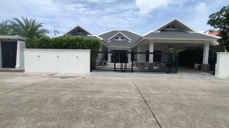 undefined, Chon Buri (Pattaya), Nong Pru, Bang Lamung (Pattaya), Chon Buri (Pattaya), 4 Bedrooms, 250 sqm, Single Detached House For Sale, by Boonyanuch Unna, 500438181 - DDproperty.com