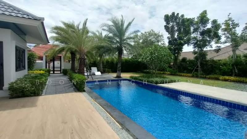 undefined, Chon Buri (Pattaya), Nong Pru, Bang Lamung (Pattaya), Chon Buri (Pattaya), 4 Bedrooms, 250 sqm, Single Detached House For Sale, by Boonyanuch Unna, 500438181 - DDproperty.com