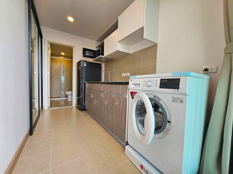 Supalai Loft Yaek Fai Chai Station, Bangkok, 351 Charan Sanitwong Road 31 Alley, Bang Khun Sri, Bangkok Noi, Bangkok, 1 Bedroom, 47 sqm, Condo For Rent, by Jakarin Houpramong, 500438209 - DDproperty.com