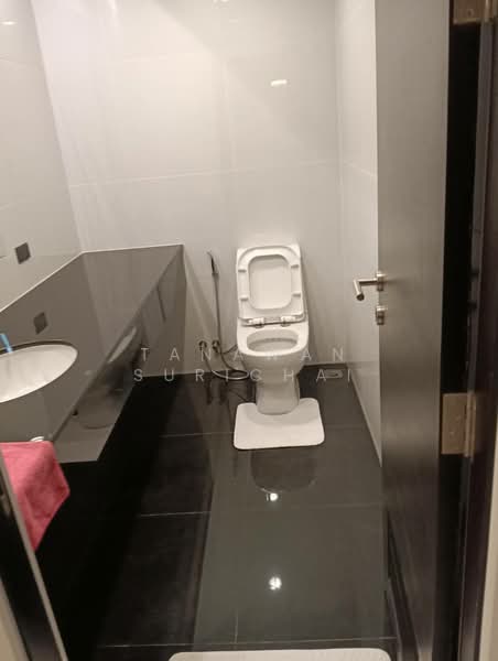 La Royale Beach, Chon Buri (Pattaya), 335 253-254, Na Chom Thian, Sattahip, Chon Buri (Pattaya), 3 Bedrooms, 208 sqm, Condo For Sale, by Tanawan Surichai, 500438301 - DDproperty.com