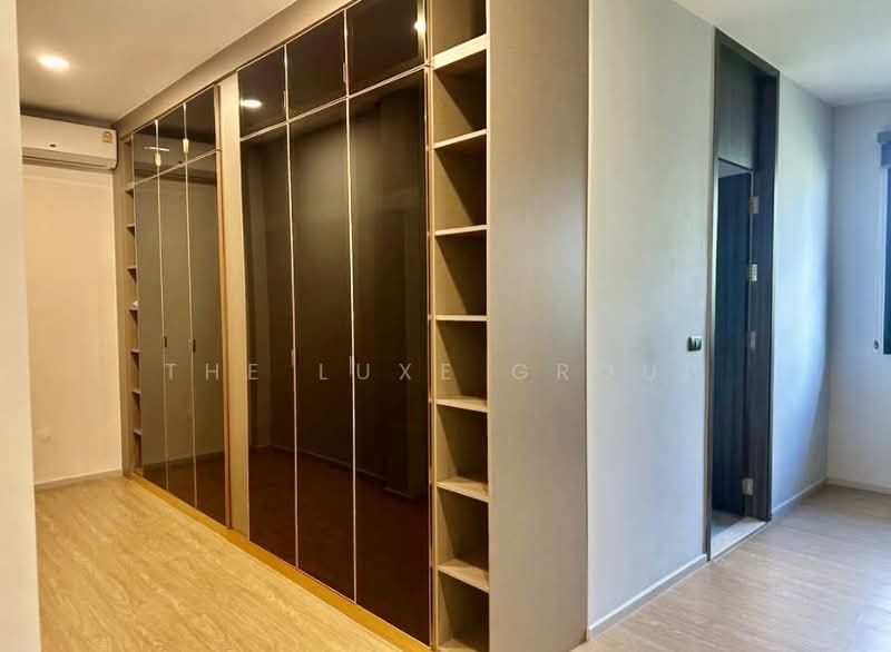 Single House with Private Pool in Sukhumvit 71, กรุงเทพ, พระโขนงเหนือ, วัฒนา, กรุงเทพ, 700 ตร.ม., บ้านเดี่ยว ขาย, โดย The Luxe Group, 500438309 - DDproperty.com