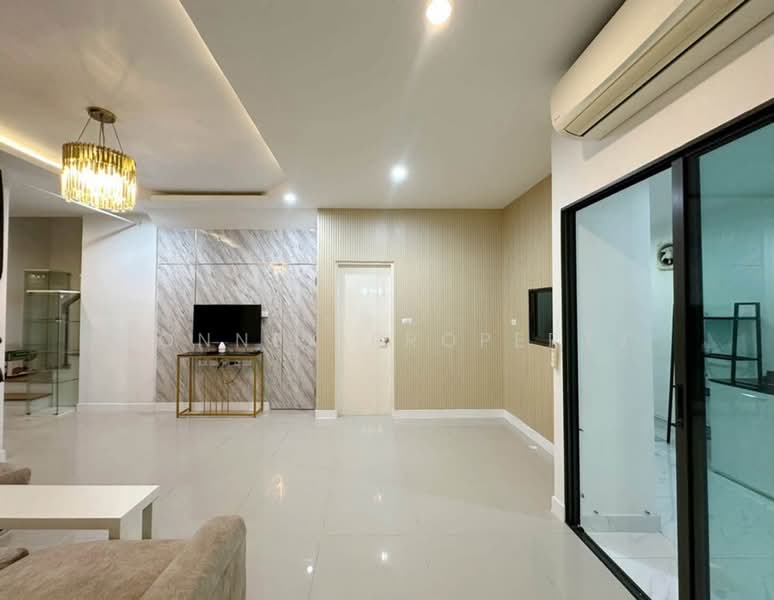 Pleno Sukhumvit-Bangna : ทาวน์โฮม พลีโน่ สุขุมวิท-บางนา, สมุทรปราการ, ถนนบัวนครินทร์, บางแก้ว, บางพลี, สมุทรปราการ, 165 ตร.ม., ทาวน์เฮ้าส์ ให้เช่า, โดย Connex Property, 500438312 - DDproperty.com