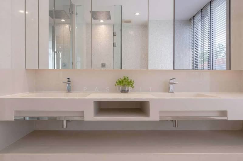 Vittorio 39, Bangkok, 8 Sukhumvit, Khlong Tan Nua, Watthana, Bangkok, 2 Bedrooms, 137 sqm, Condo For Sale, by Pasupit Ditbanjong, 500438320 - DDproperty.com