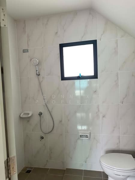 Perfect Park Krungthep Kreetha-Ramkhamhaeng, Bangkok, Kheha Romklao Road 6 Yeak 6, Khlong Song Ton Nun, Lat Krabang, Bangkok, 3 Bedrooms, 190 sqm, Single Detached House For Rent, by Connex Property, 500438352 - DDproperty.com