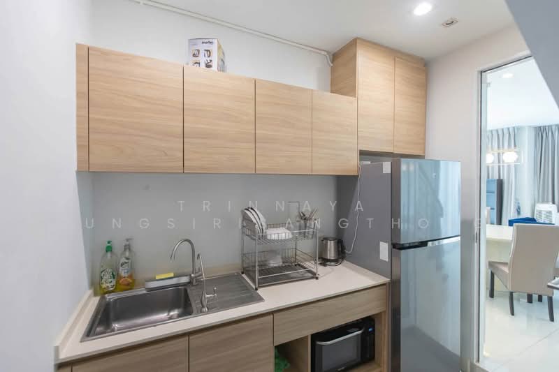 Baan Klang Muang Classe Ekkamai-Ramintra, Bangkok, Sukhonthasawat Road, Lat Phrao, Bangkok, 4 Bedrooms, 241 sqm, Single Detached House For Rent, by Trinnaya Dungsirisangthong, 500438442 - DDproperty.com