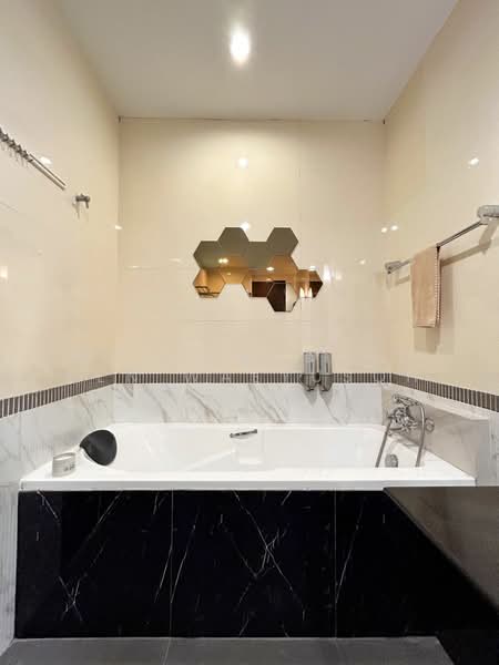 Baan Klang Krung Siam-Pathumwan : บ้านกลางกรุง สยาม-ปทุมวัน คอนโดมิเนียม, กรุงเทพ, ถนนเพชรบุรี แขวงถนนเพชรบุรี เขตราชเทวี กรุงเทพมหานคร, ถนนเพชรบุรี, ราชเทวี, กรุงเทพ, 50 ตร.ม., คอนโด ให้เช่า, โดย Muhammad-ameen Waeyusoh, 500438460 - DDproperty.com