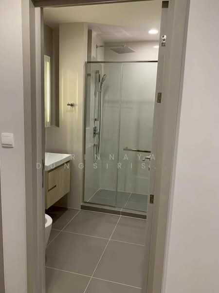 Oka Haus Sukhumvit 36, Bangkok, 3399 Rama 4 Road, Khong Tan, Khlong Toei, Bangkok, 1 Bedroom, 34 sqm, Condo For Rent, by Trinnaya Dungsirisangthong, 500438470 - DDproperty.com