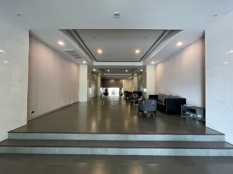 Oriental Towers, Bangkok, 25 Soi Ekkamai 12, Ekkamai Road, Khlong Tan Nua, Watthana, Bangkok, 4 Bedrooms, 350 sqm, Condo For Sale, by Bangkok Residential, 500438492 - DDproperty.com
