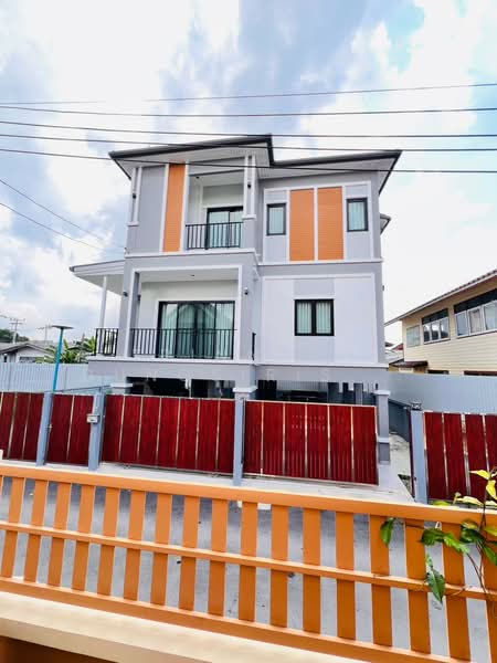 บ้าน 4-ห้องนอน, กรุงเทพ, สวนหลวง, กรุงเทพ, 200 ตร.ม., บ้านเดี่ยว ขาย, โดย Trinnaya Dungsirisangthong, 500438496 - DDproperty.com