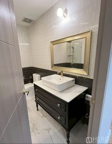 For Rent 3 Bedroom Townhouse Sukhumvit 50 in Khlong Toei, Bangkok HRE01122, Bangkok, Phra Kanong, Khlong Toei, Bangkok, 3 Bedrooms, 220 sqm, Townhouse For Rent, by Hero Realtor Co., Ltd., 500438520 - DDproperty.com