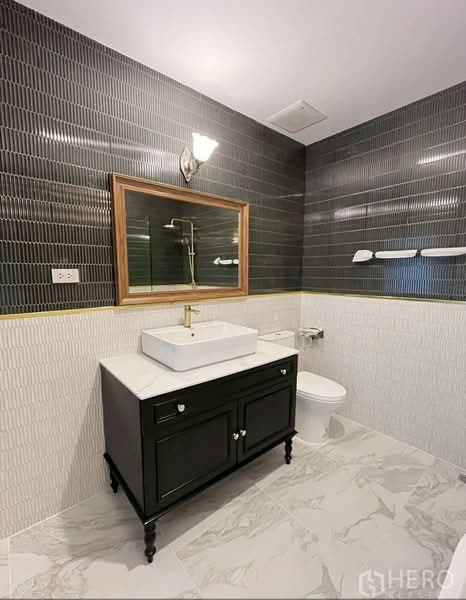 For Rent 3 Bedroom Townhouse Sukhumvit 50 in Khlong Toei, Bangkok HRE01122, Bangkok, Phra Kanong, Khlong Toei, Bangkok, 3 Bedrooms, 220 sqm, Townhouse For Rent, by Hero Realtor Co., Ltd., 500438520 - DDproperty.com