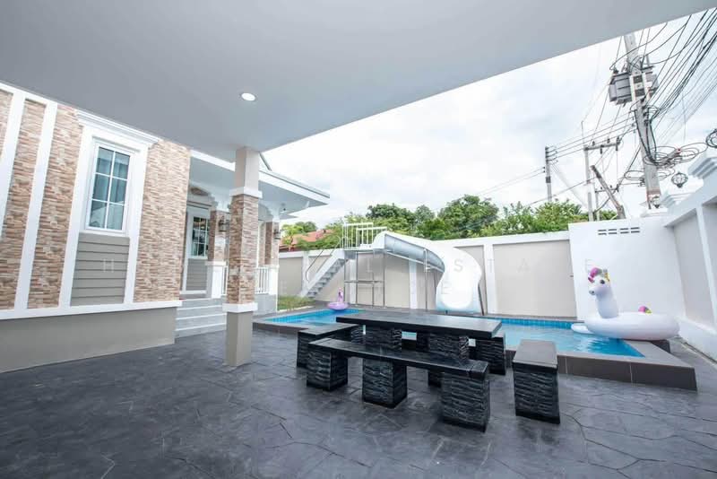 พูลวิลล่า 93 ตร.วา. โป่งอ่างมาบประชัน, Chon Buri (Pattaya), Bang Lamung, Bang Lamung (Pattaya), Chon Buri (Pattaya), 3 Bedrooms, 180 sqm, Villa For Sale, by HOME Real Estate Service, 500438536 - DDproperty.com