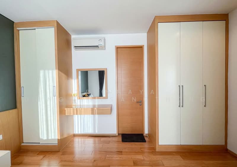 The Breeze Narathiwas, Bangkok, 198 Narathiwat Ratchanakarin Road, Chong Nonsi, Yan Nawa, Bangkok, 1 Bedroom, 47 sqm, Condo For Sale, by Trinnaya Dungsirisangthong, 500438542 - DDproperty.com